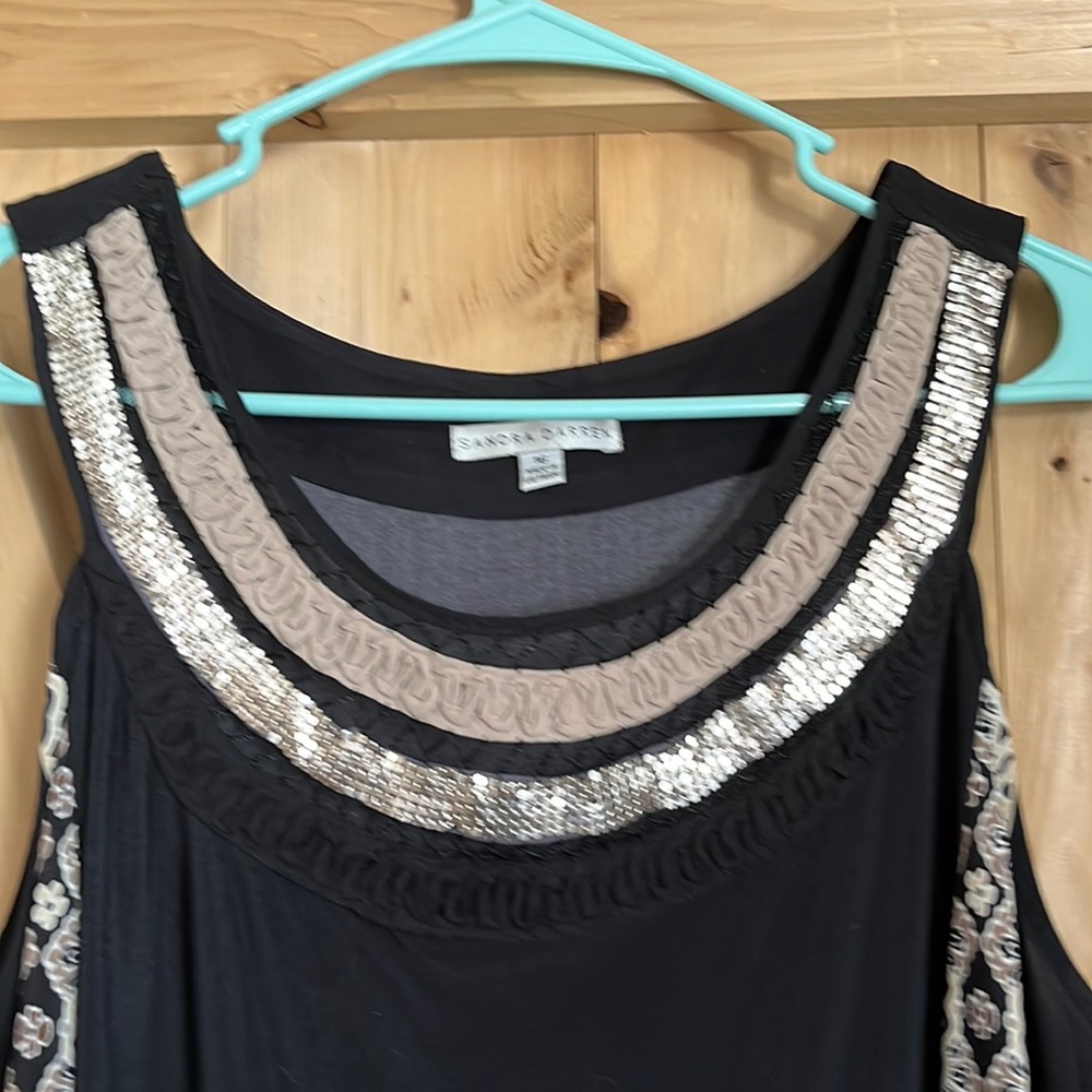 Sleeveless dress
